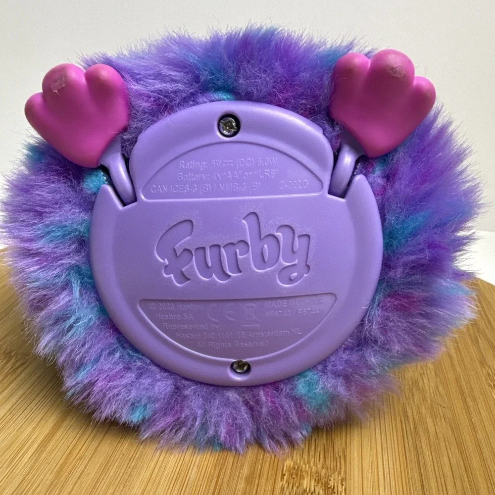 Hasbro Furby 2023‎ Interactive Purple And Blue Talks Ears Move/Light Up- Tested